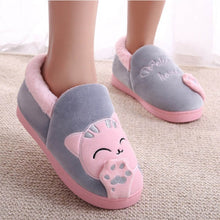 Load image into Gallery viewer, House Shoes plush cat print
