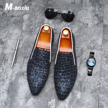 Load image into Gallery viewer, M-anxiu 2018 New Fashion Men Shine Crocodile Grain Low Heel Dress Shoes Casual Wedding Formal Flat Breathable Shoes